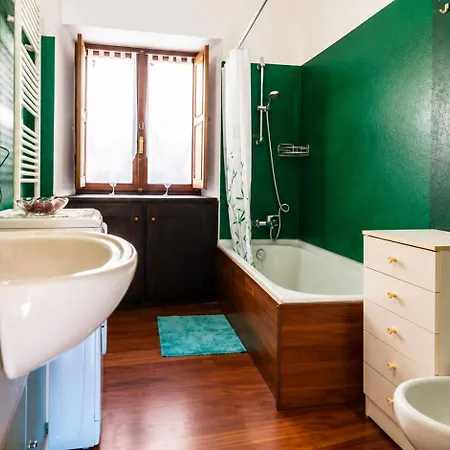In Historic Close To The Ducal Castle And Gardens شقة Agliè